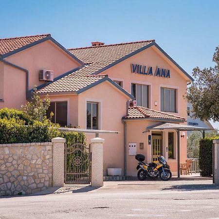 B&B Villa Ana Krk Town Exteriör bild