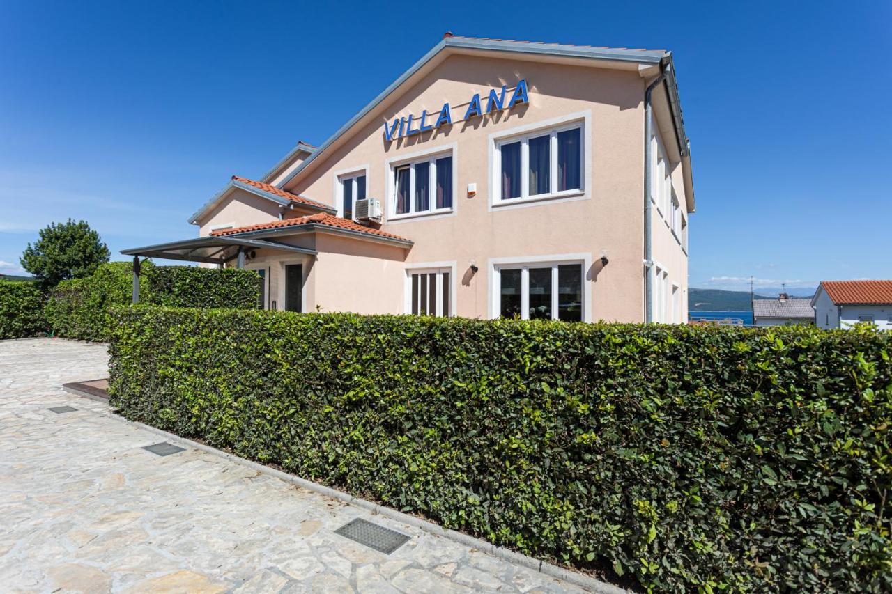 B&B Villa Ana Krk Town Exteriör bild
